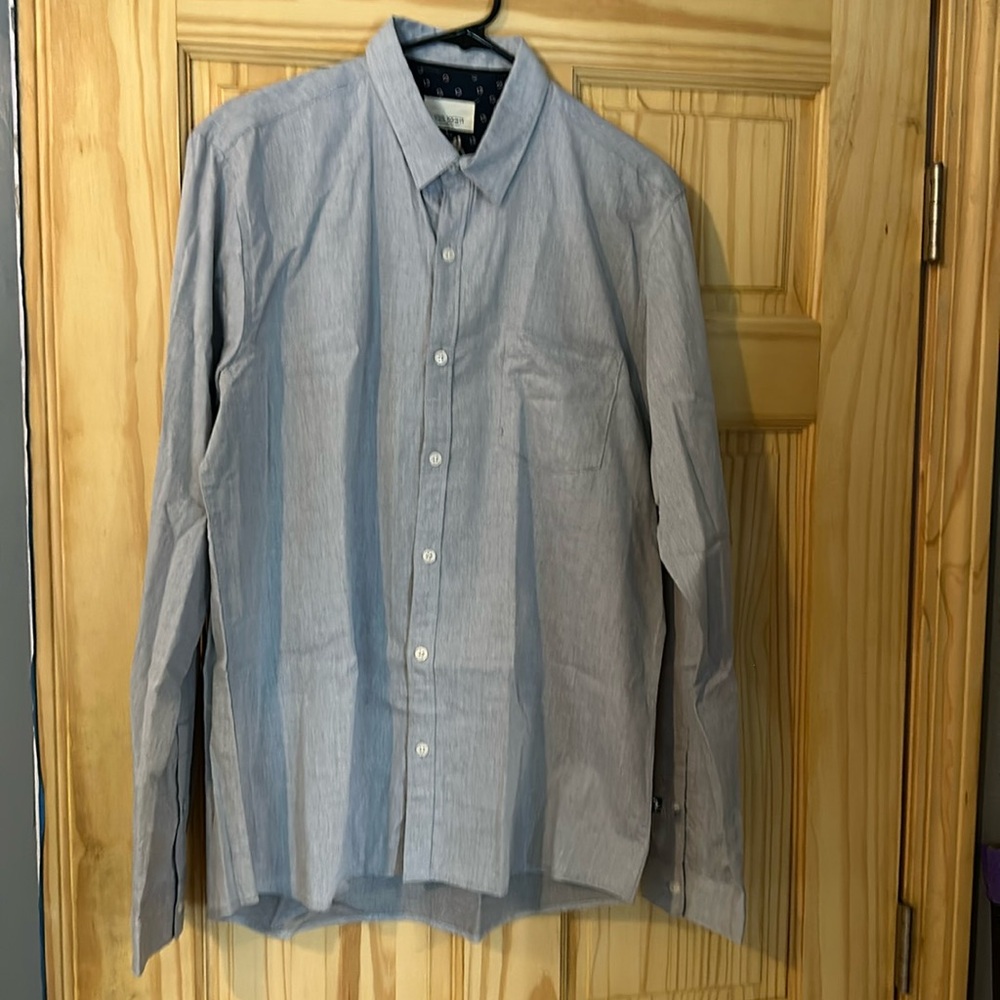 NWT men’s full sleeve button up!